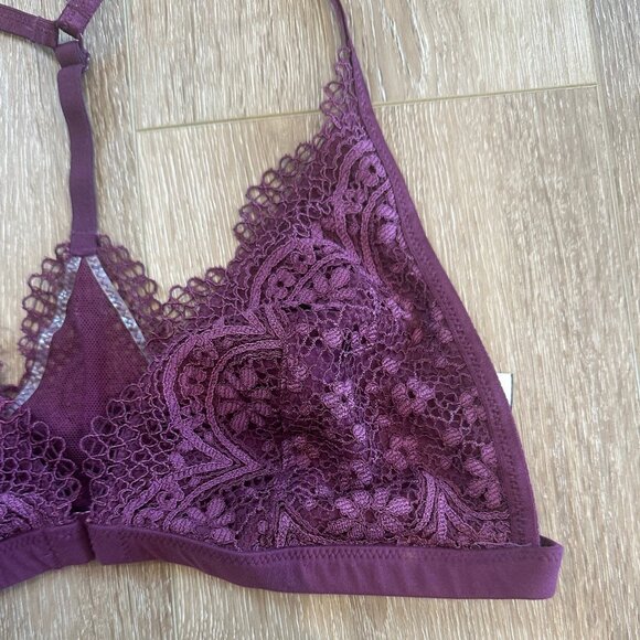 Victoria's Secret Dark Purple Lace Triangle Bralette L - Picture 3 of 6